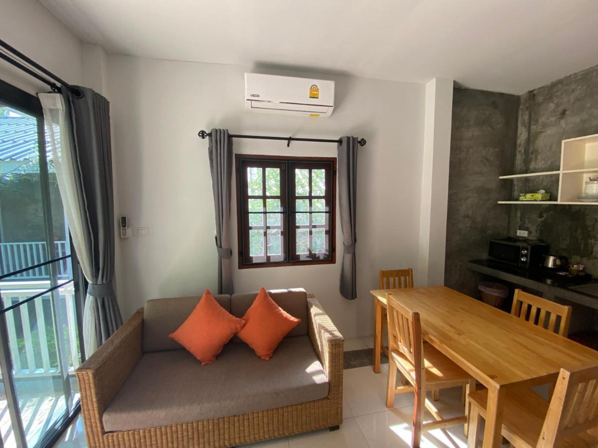 Hotel Baan Nai Suan Bophut Exterior foto